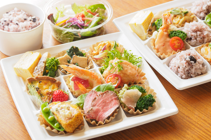 カラフルでボリューム満点 体にやさしい手作り弁当 Kakinosato Deli 滋賀県のグルメ 滋賀がもっと好きになる おでかけmoa Web フリーペーパー